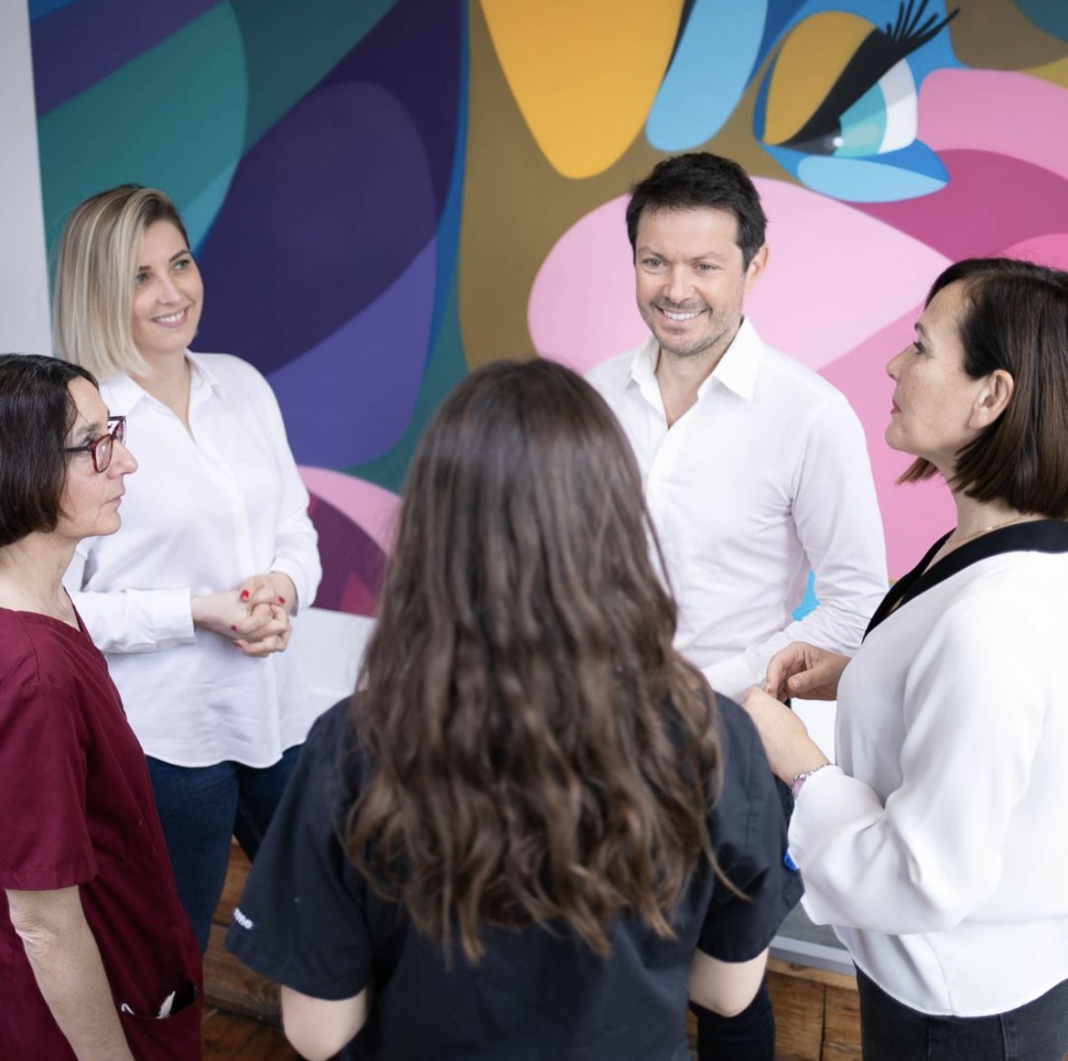 Manager son équipe : les 5 erreurs que 90% des dentistes font (sans le savoir)